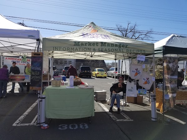 Down to Earth Larchmont Farmers Market farmers market