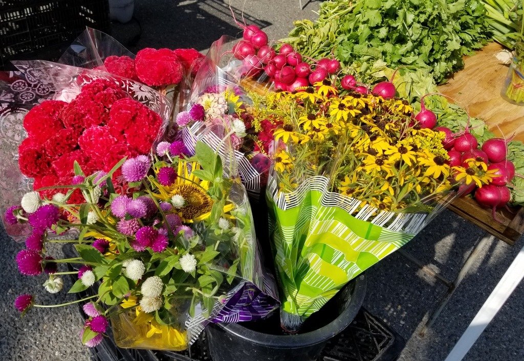 The Sunday Farmers' Market farmers market