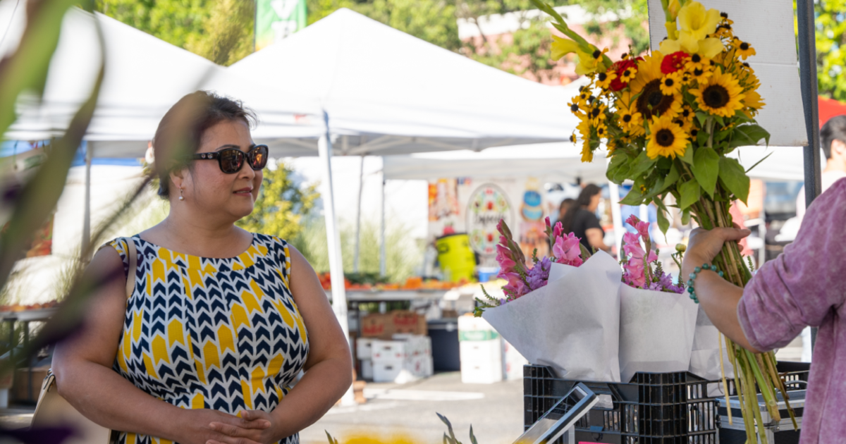 Crossroads Farmers' Market farmers market